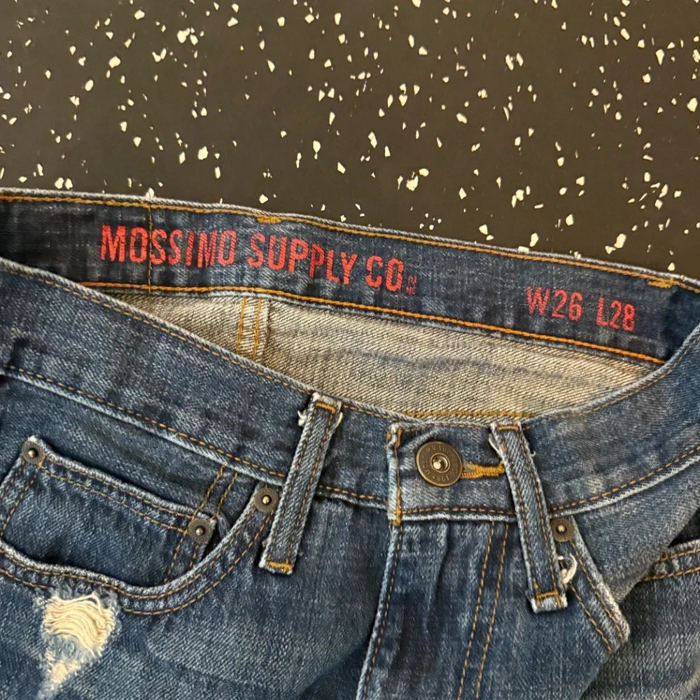 Mossimo Jeans - Picture 2 of 4